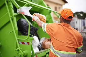 Best Carpet Removal and Disposal  in Altoona, WI